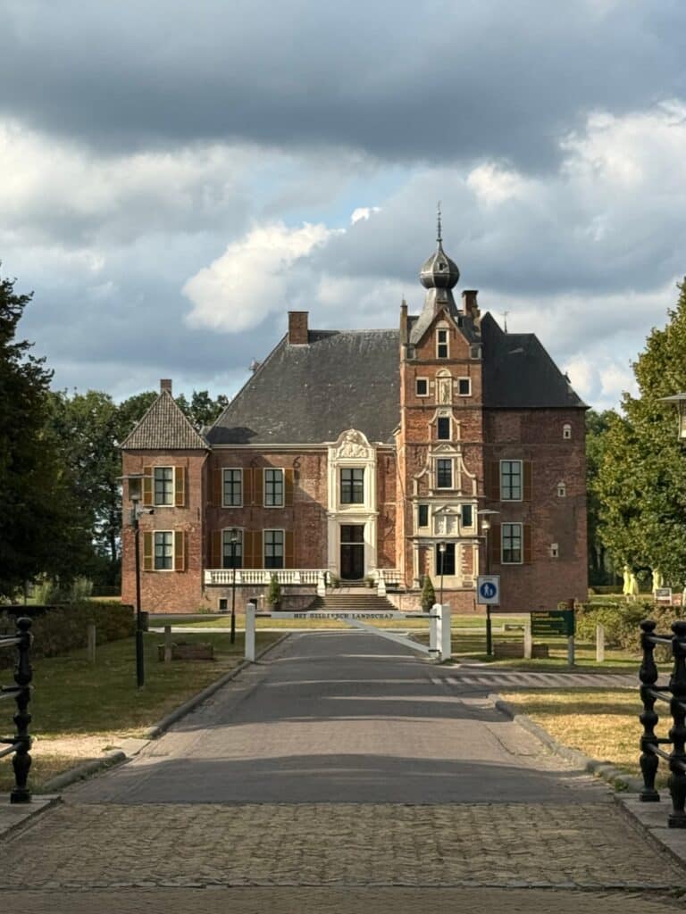 Kasteel Cannenburch in Vaassen, gemeente Epe