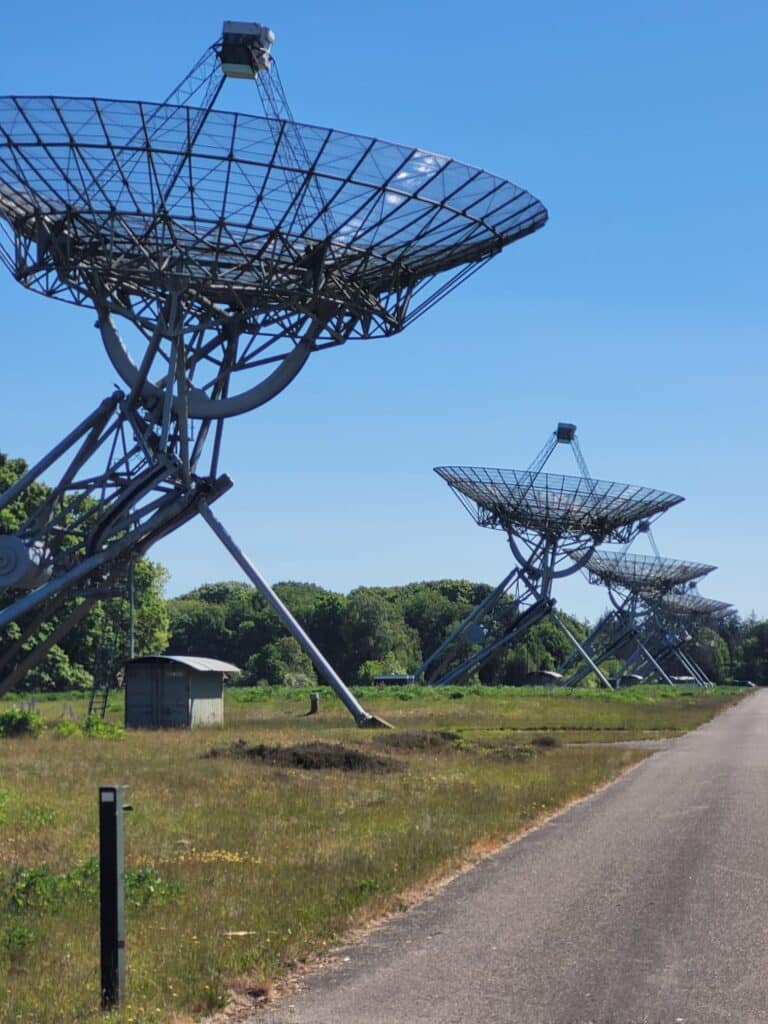 Westerbork Synthese Radio Telescoop in Zwiggelte, gemeente Midden-Drenthe